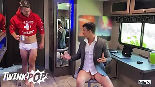 1562 sucking porn videos